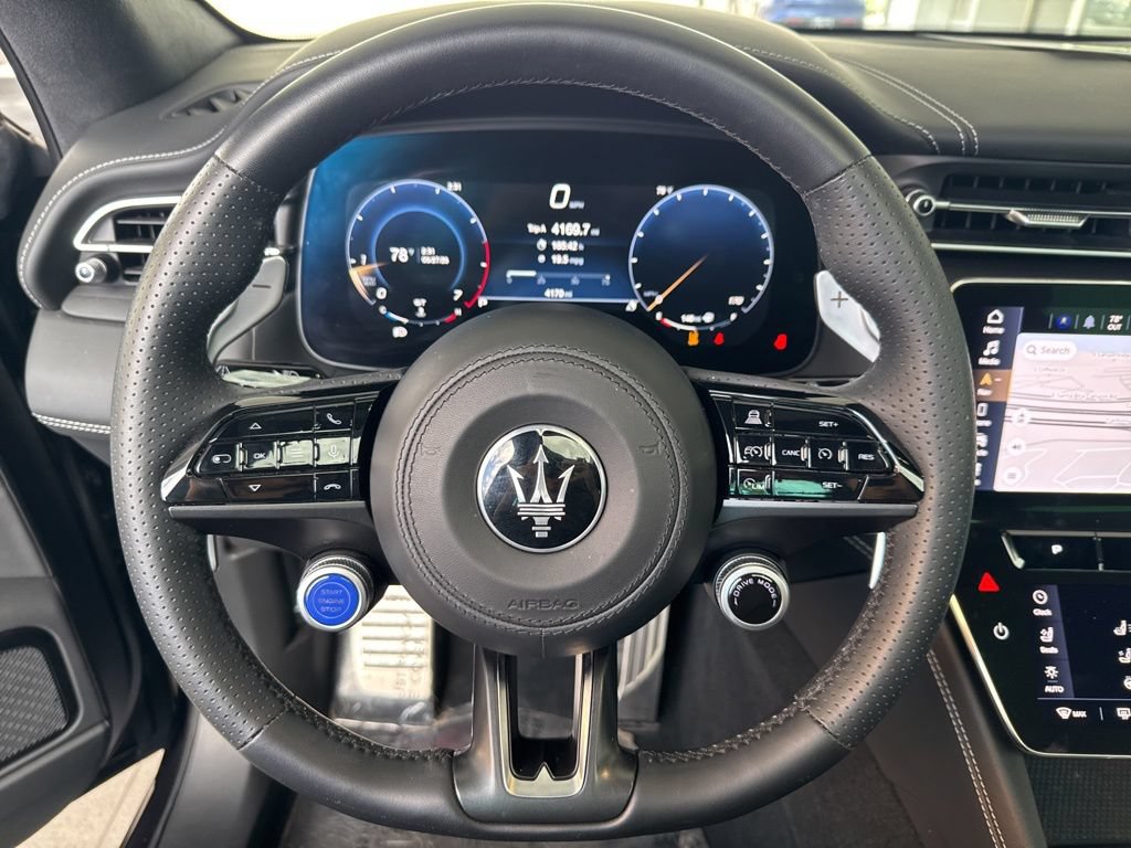 Used 2025 Maserati Grecale Modena AWD/4WD image 16