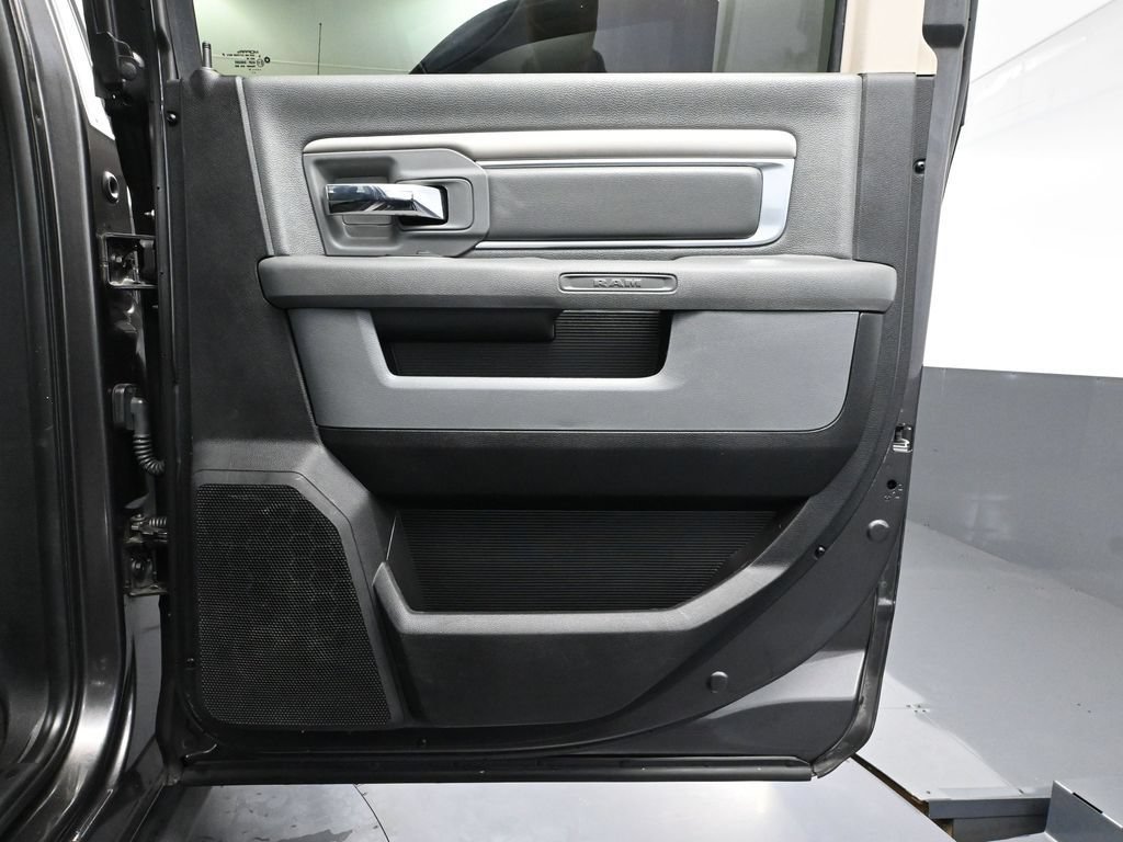 Used 2017 RAM 1500 Big Horn AWD/4WD image 33