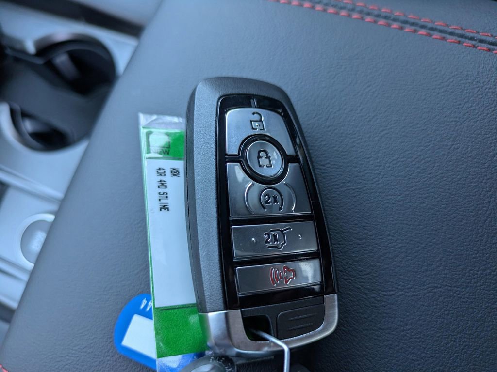 New 2026 Ford Explorer ST-Line image 36