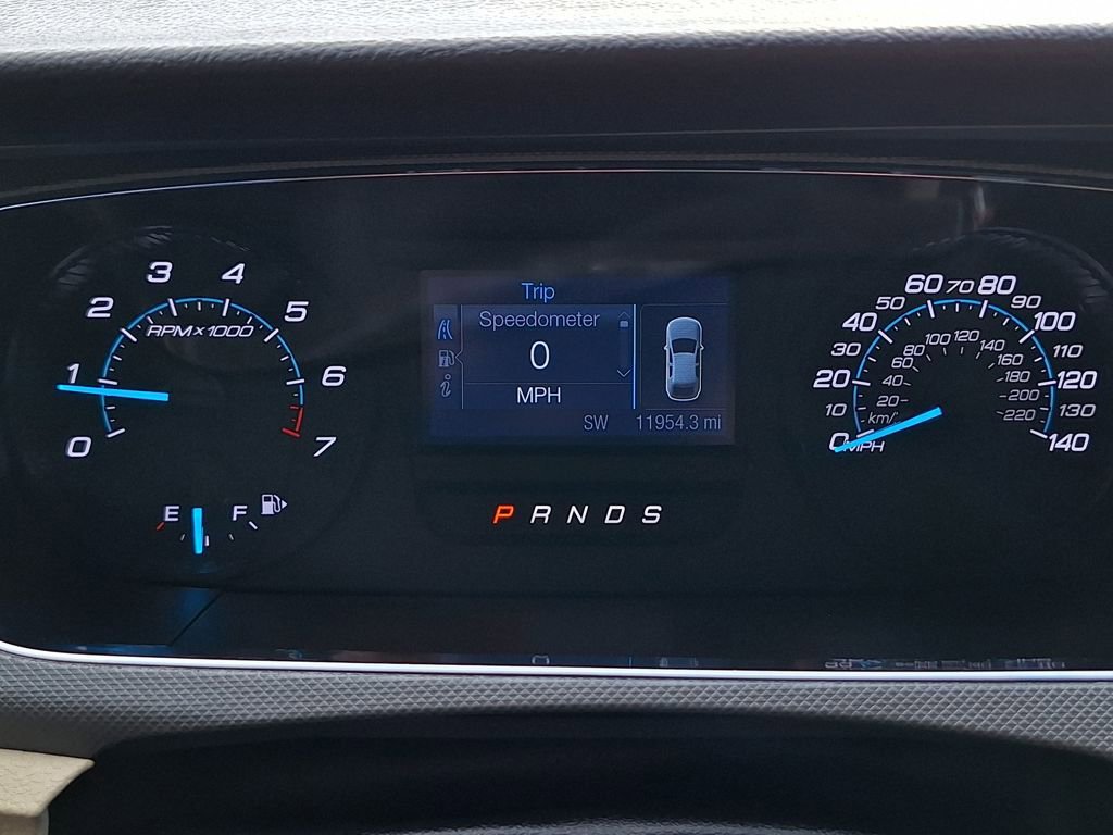 Used 2019 Ford Taurus SE image 18