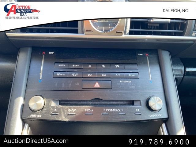 Used 2018 Lexus IS 300 image 41
