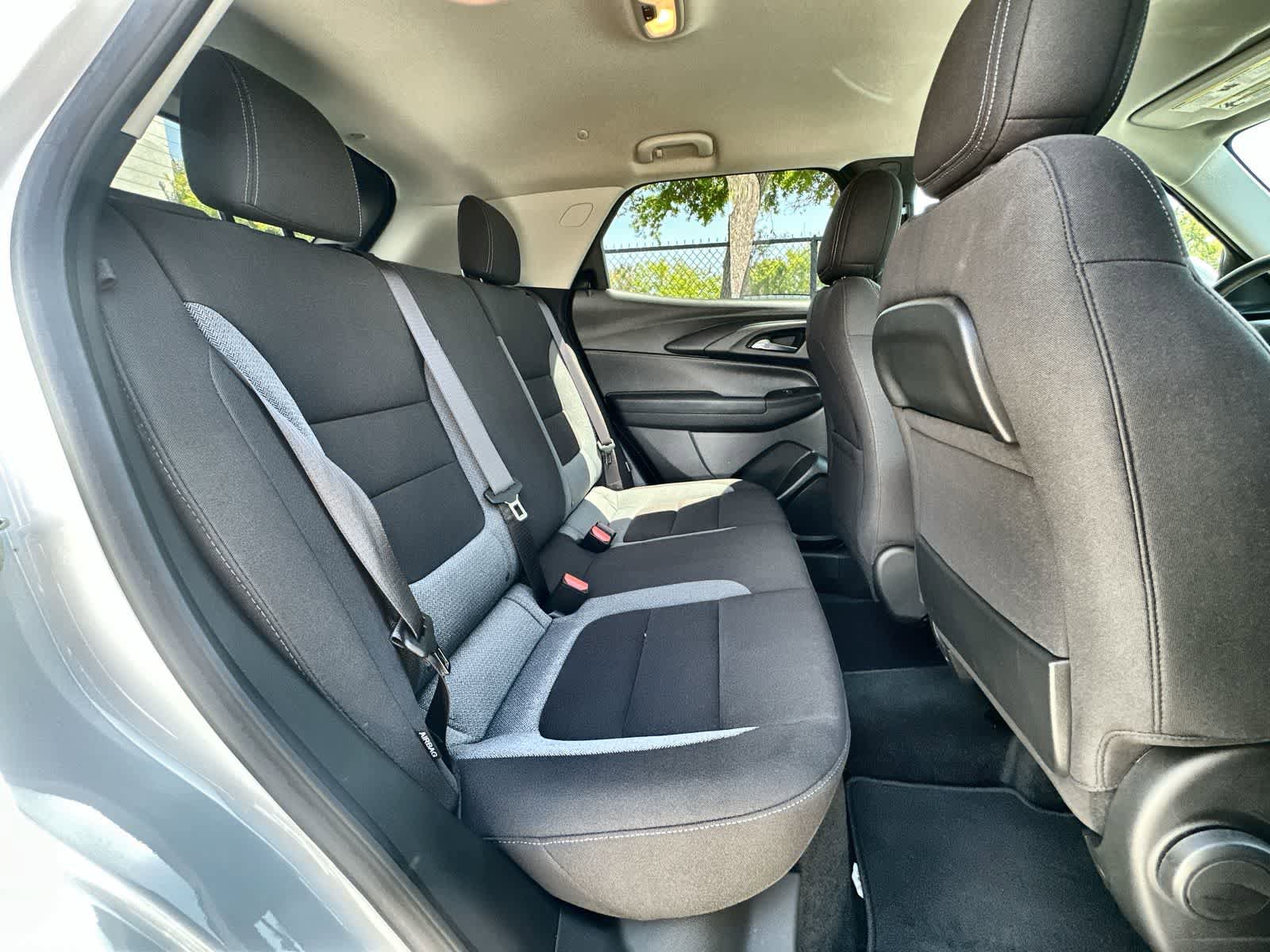 Used 2023 Chevrolet TrailBlazer LT w/ Convenience Package AWD/4WD image 19