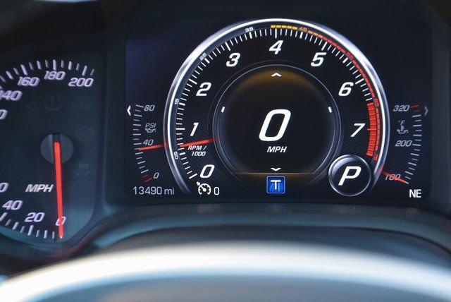 Used 2016 Chevrolet Corvette Stingray Coupe w/ Carbon Flash Badge Package image 18