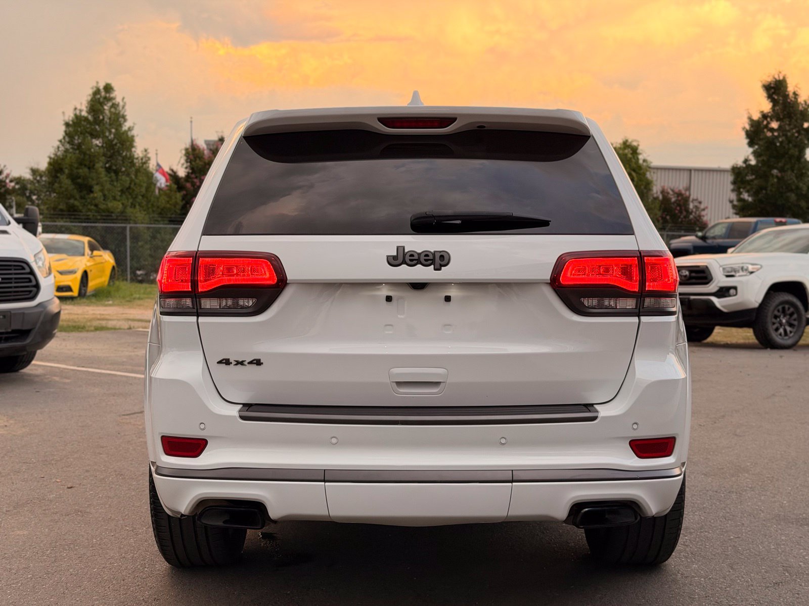 Used 2021 Jeep Grand Cherokee High Altitude AWD/4WD image 15