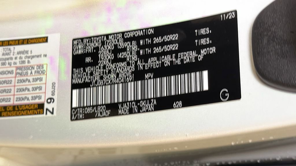 Used 2024 Lexus LX 600 4WD w/ Appearance Package image 37