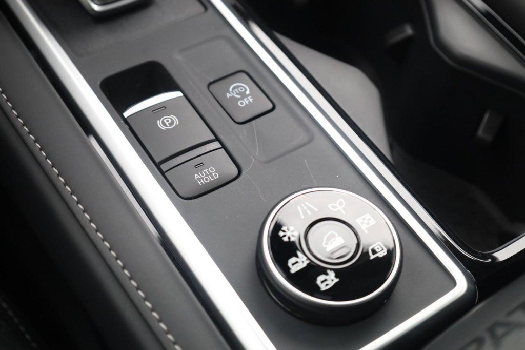 New 2026 Nissan Pathfinder SV AWD/4WD image 18