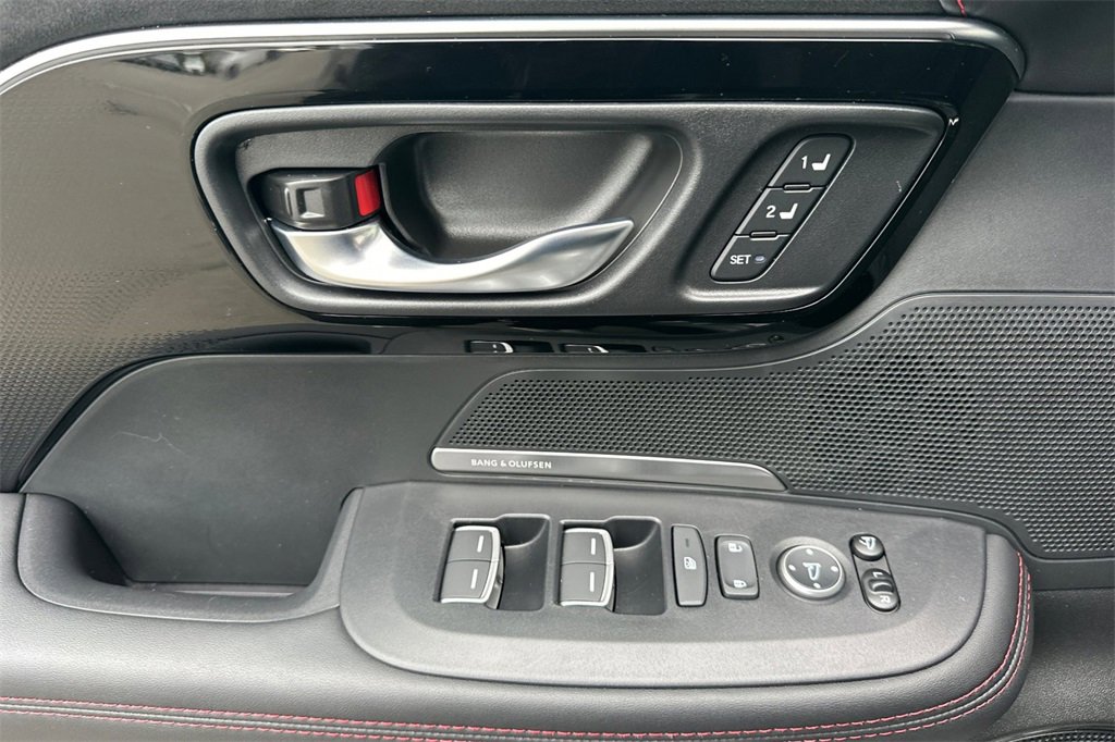 Certified 2025 Acura ADX A-Spec image 12