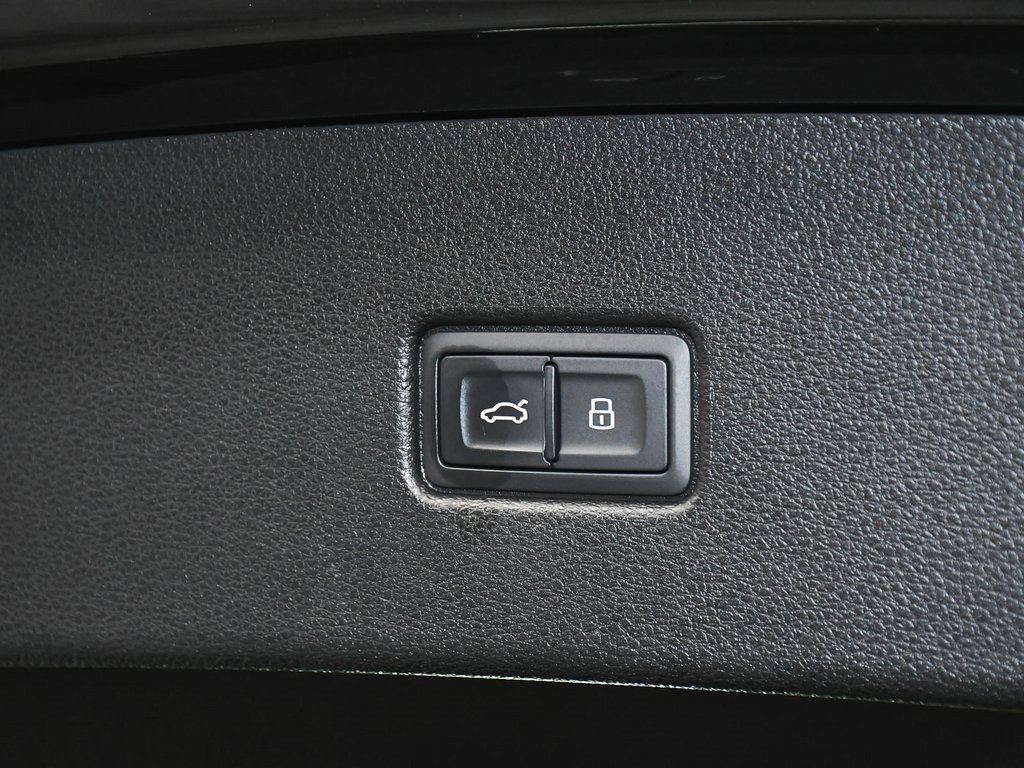 Used 2025 Audi SQ5 Premium Plus image 81