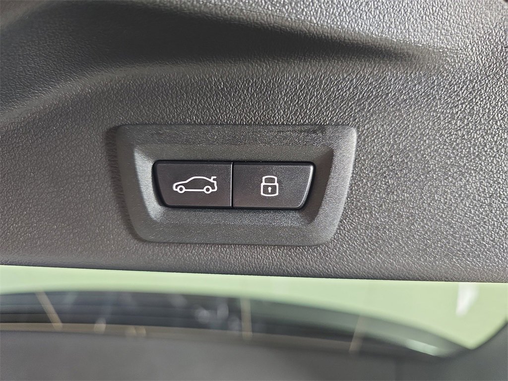 New 2026 BMW X5 xDrive40i w/ M Sport Package image 13