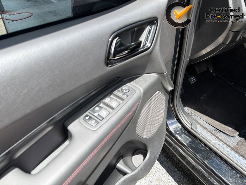 Certified 2022 Dodge Durango R/T w/ Blacktop Package AWD/4WD image 48