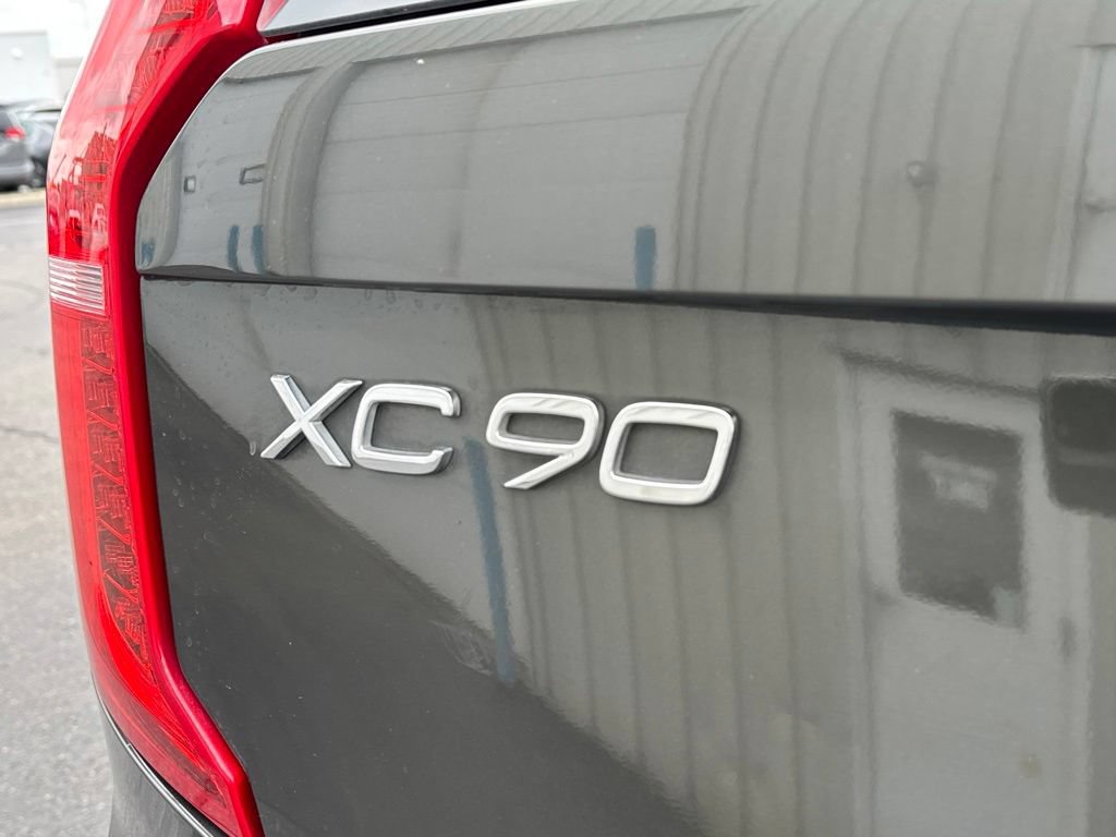 Used 2018 Volvo XC90 T6 Inscription w/ Convenience Package AWD/4WD image 11