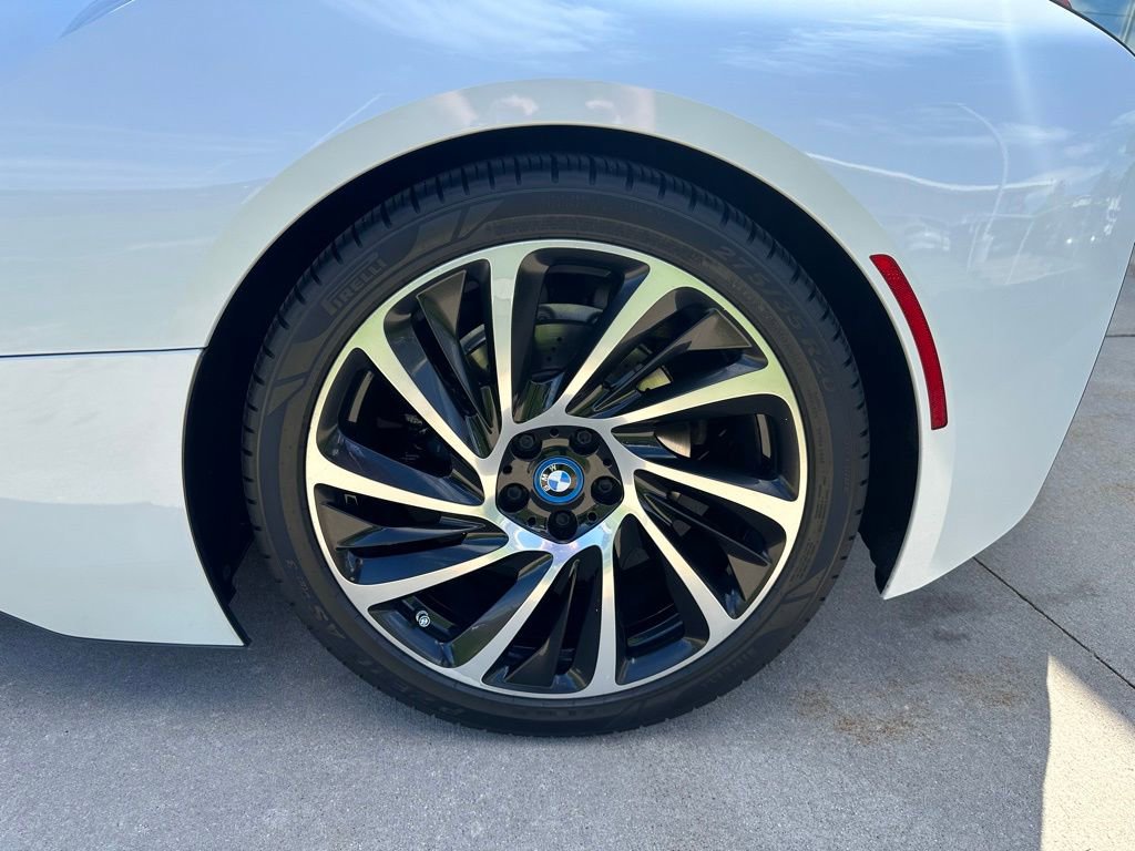 Used 2016 BMW i8 AWD/4WD image 31