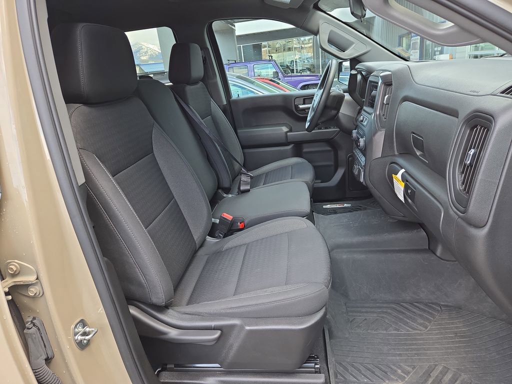 Used 2022 Chevrolet Silverado 1500 Custom Trail Boss w/ LPO, Dark Essentials Package image 17