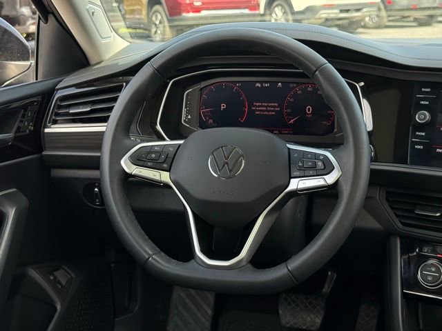 Used 2024 Volkswagen Jetta SEL image 6