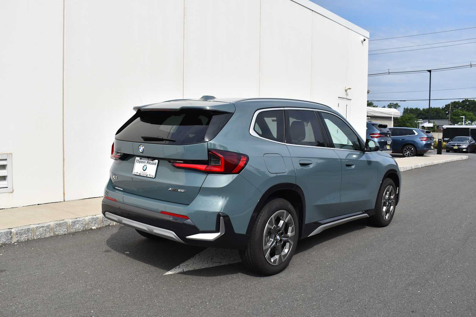 Used 2026 BMW X1 xDrive28i w/ Convenience Package AWD/4WD image 5