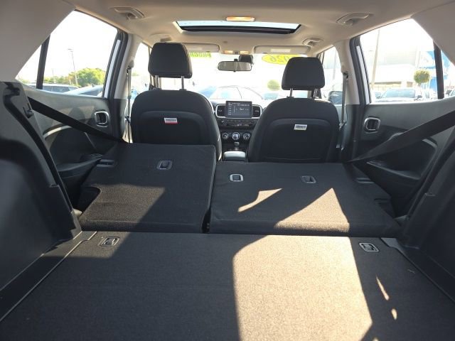 Certified 2026 Hyundai Venue SEL FWD image 23