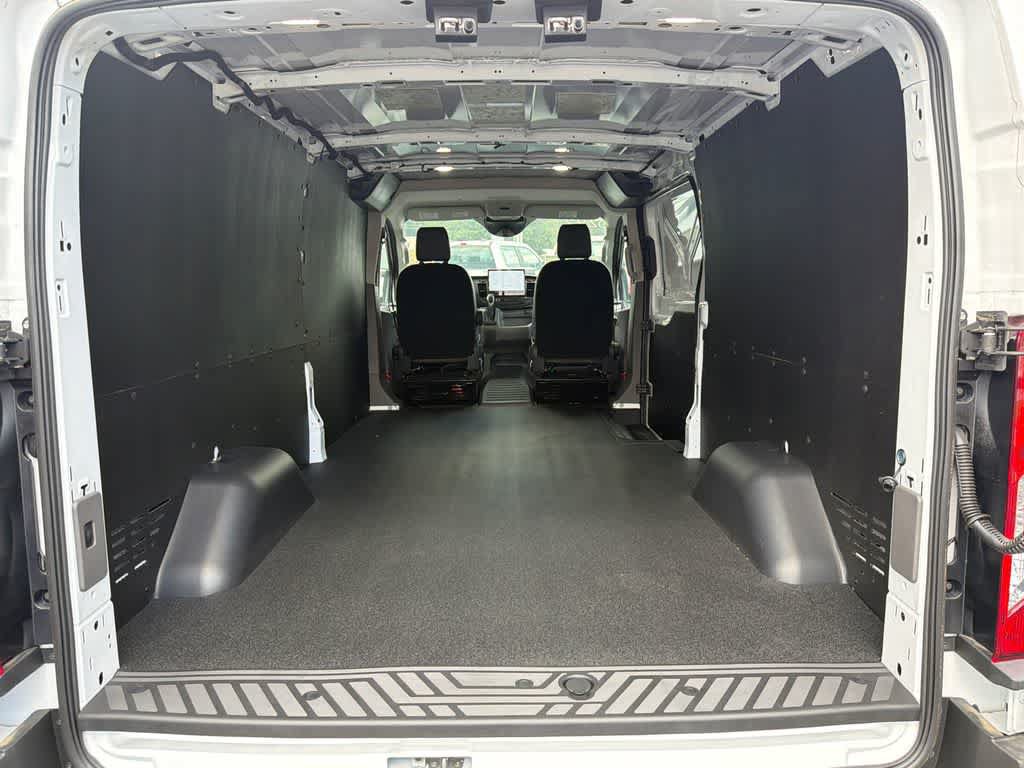 New 2026 Ford Transit 250 Low Roof w/ Load Area Protection Package RWD image 15