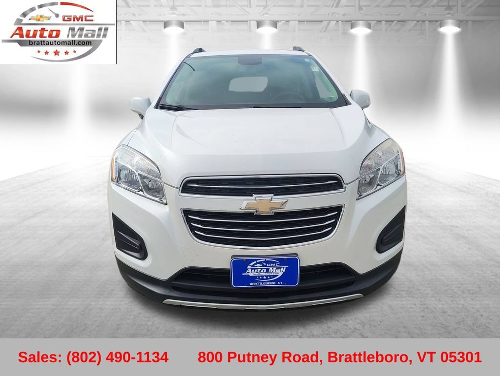 Used 2016 Chevrolet Trax LT w/ LT Sun and Sound Package AWD/4WD image 10