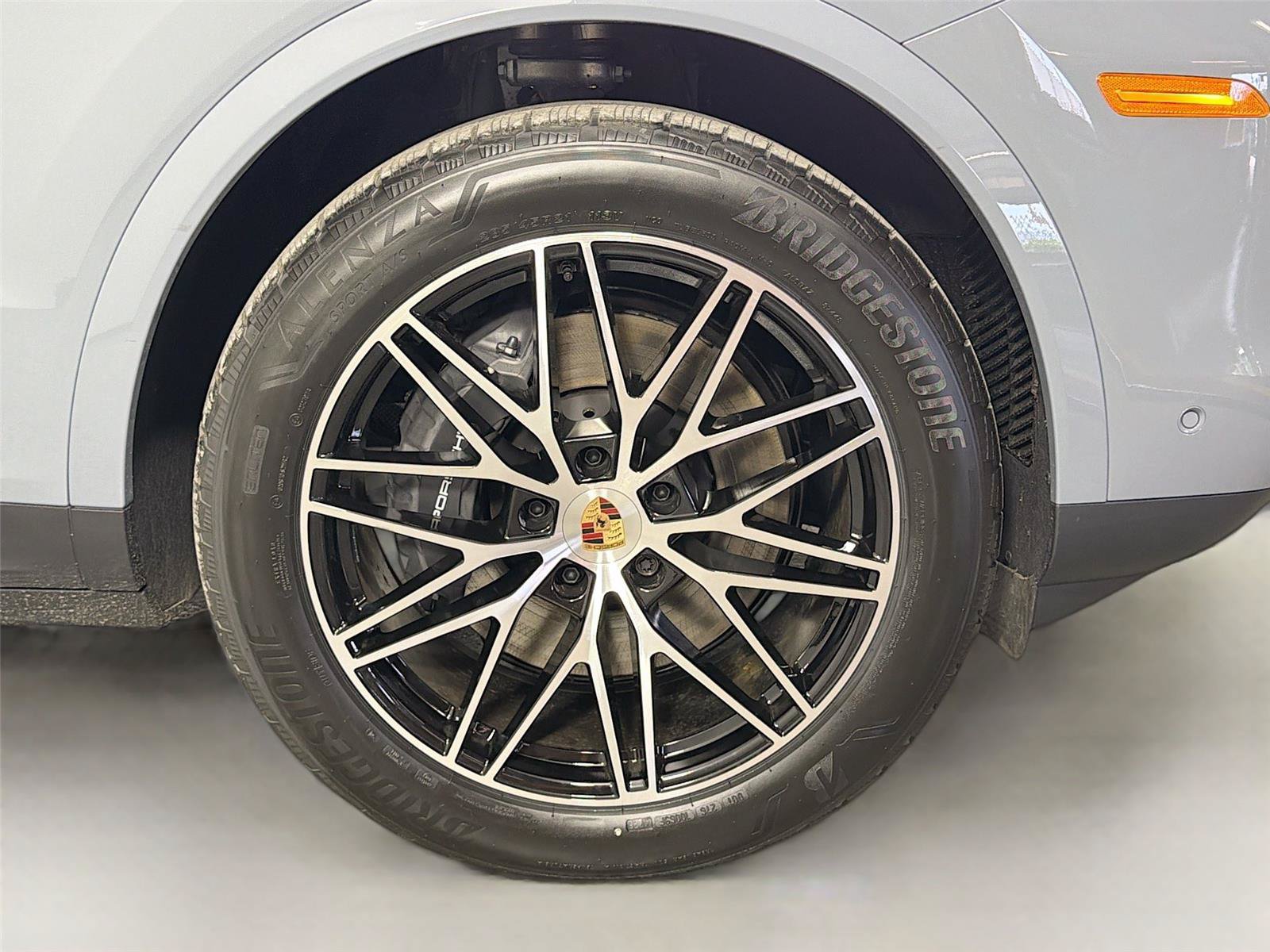 Certified 2026 Porsche Cayenne AWD/4WD image 14