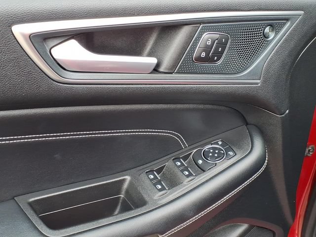 Certified 2024 Ford Edge Titanium AWD/4WD image 14