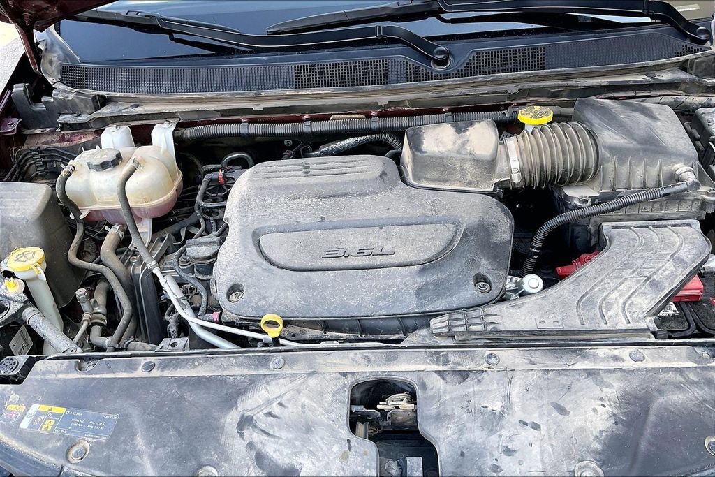 Used 2023 Chrysler Pacifica Touring-L FWD image 10