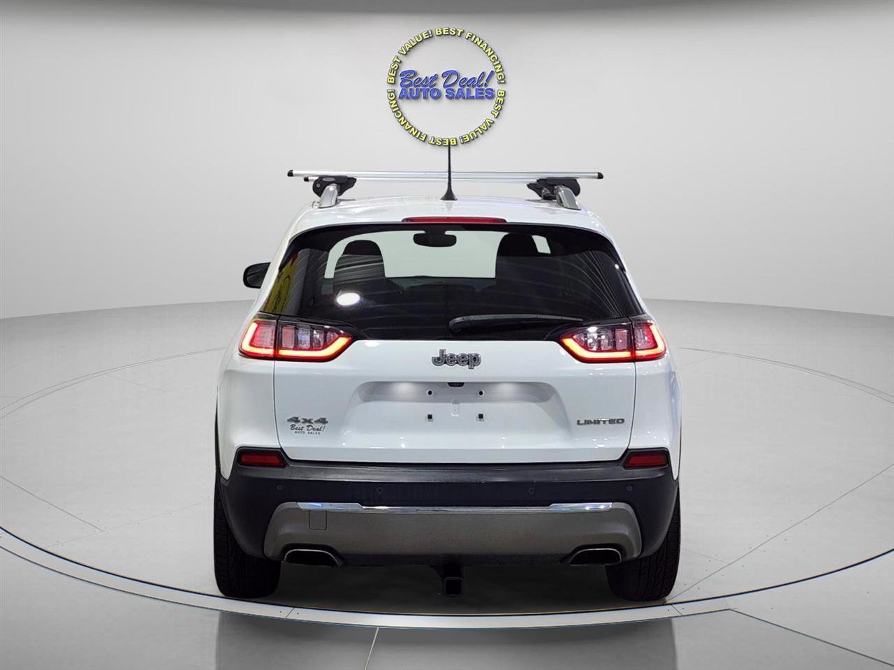 Used 2019 Jeep Cherokee Limited AWD/4WD image 5