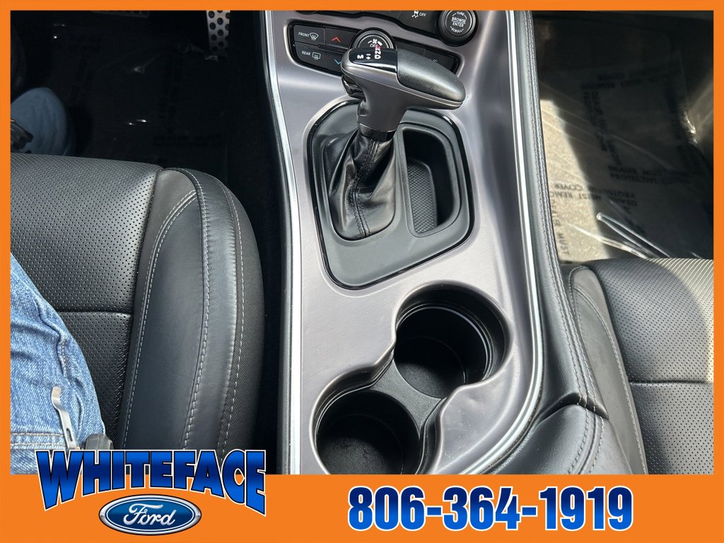 Used 2022 Dodge Challenger SXT w/ Plus Package image 25