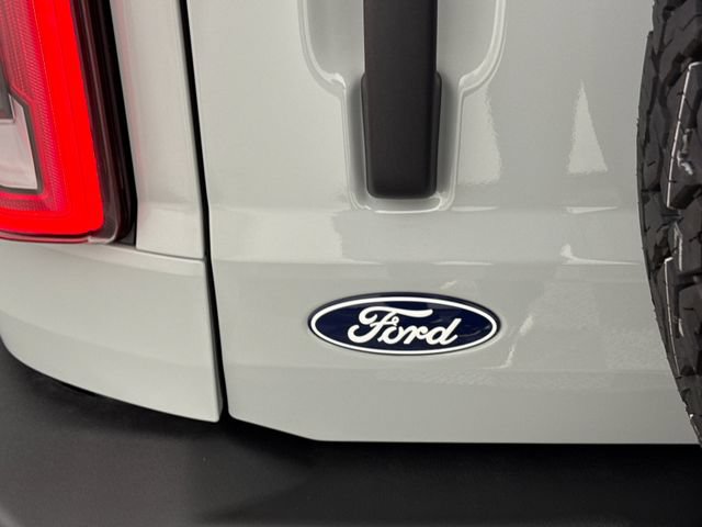 New 2026 Ford Bronco Outer Banks AWD/4WD image 18
