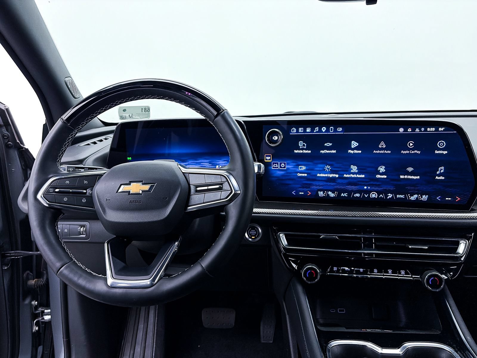 Used 2025 Chevrolet Traverse High Country FWD image 5