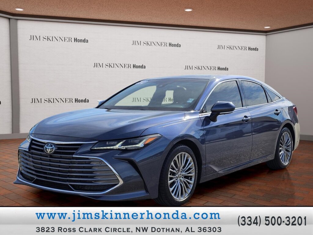 Used 2022 Toyota Avalon Limited w/ Advanced Safety Package image 1