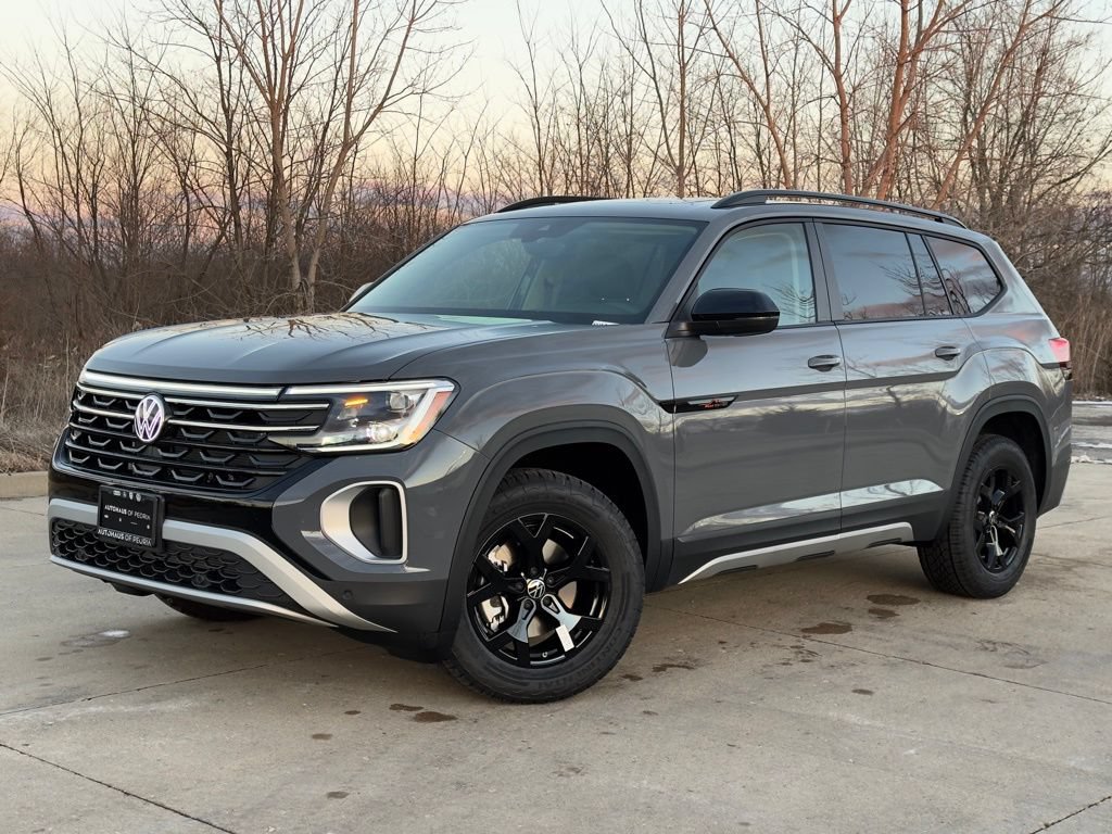 New 2026 Volkswagen Atlas Peak Edition AWD/4WD image 9