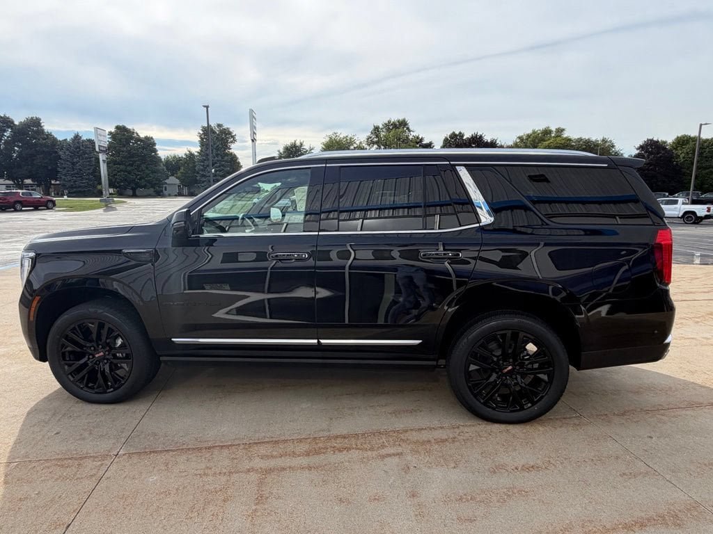 New 2026 GMC Yukon Denali w/ Sun & Power Step Package AWD/4WD image 6