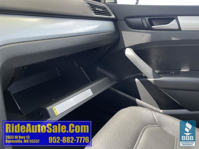 Used 2012 Volkswagen Passat 2.5 SE FWD image 33