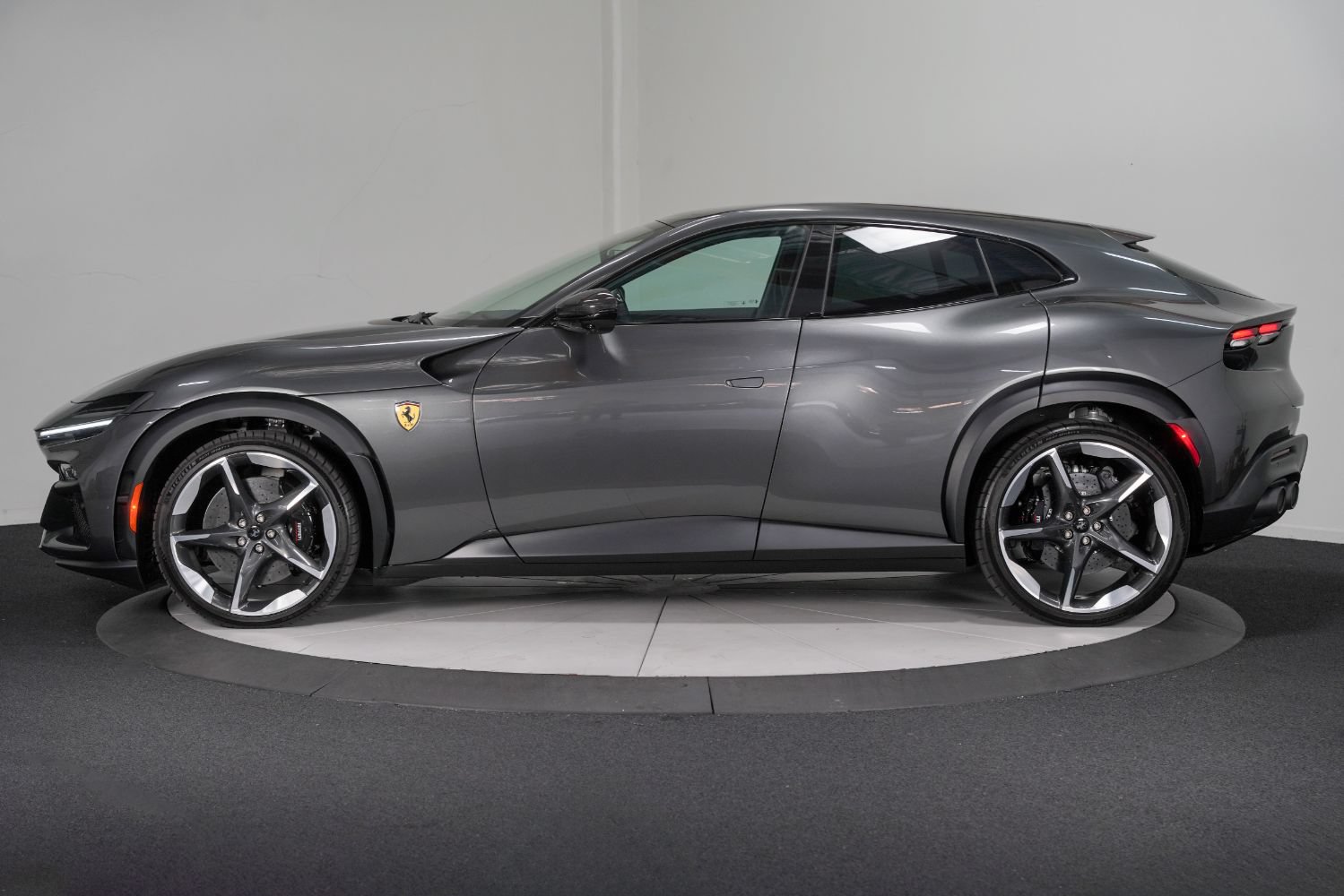 Used 2026 Ferrari Purosangue AWD/4WD image 7