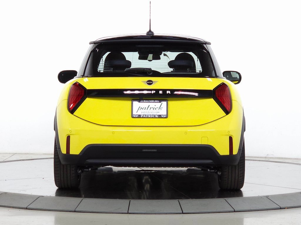 Used 2025 MINI Cooper S FWD image 6