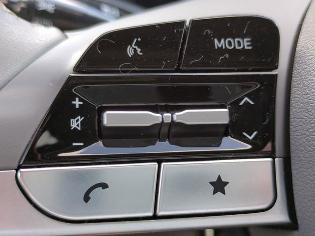 Certified 2024 Hyundai Elantra SEL w/ Convenience Package image 30