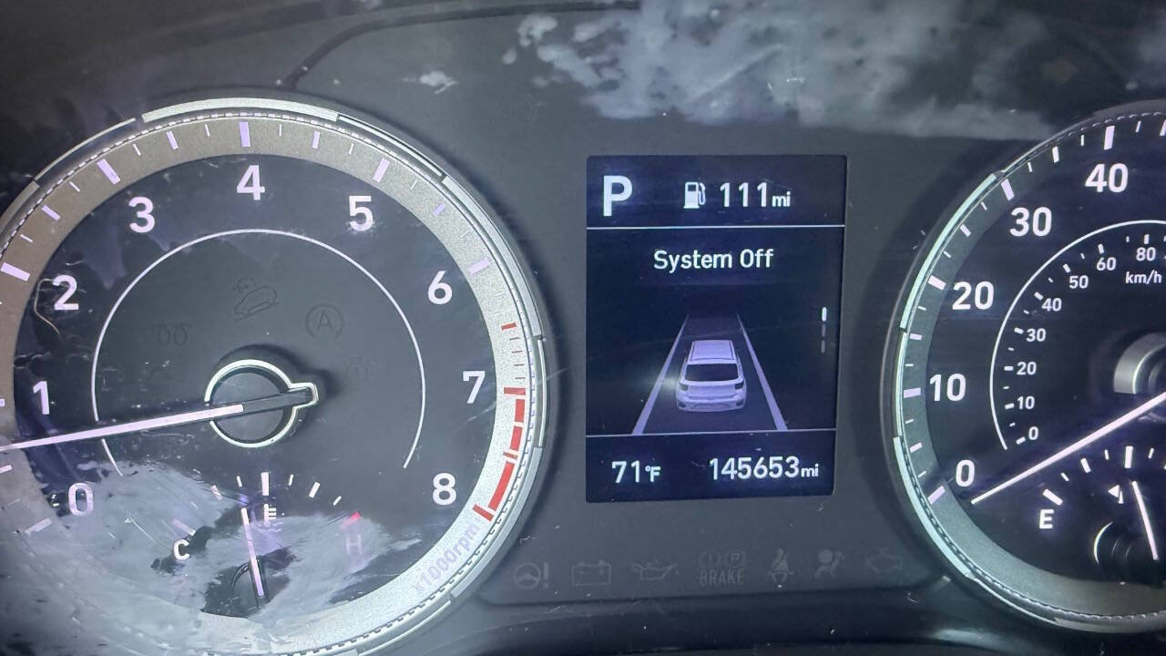 Used 2020 Hyundai Venue SE FWD image 11