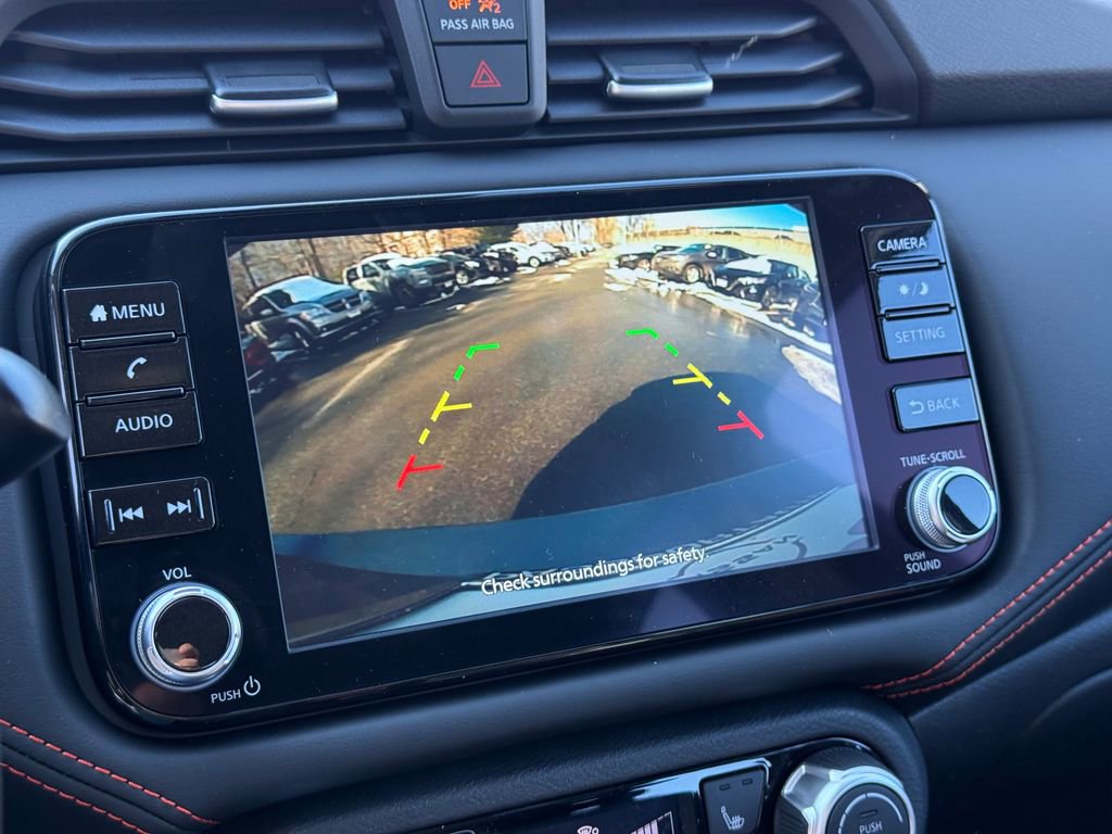 New 2025 Nissan Versa SR w/ Trunk Package image 11