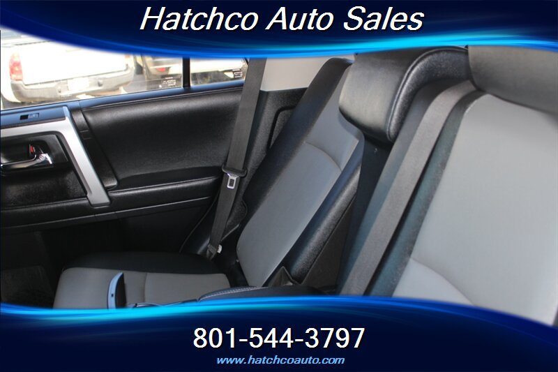Used 2022 Toyota 4Runner SR5 Premium AWD/4WD image 19