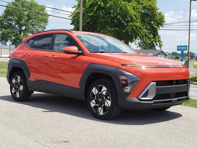 Certified 2024 Hyundai Kona SEL AWD/4WD image 8