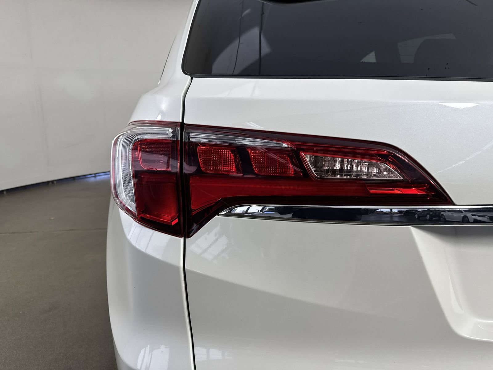 Used 2018 Acura RDX w/ Technology Package image 30