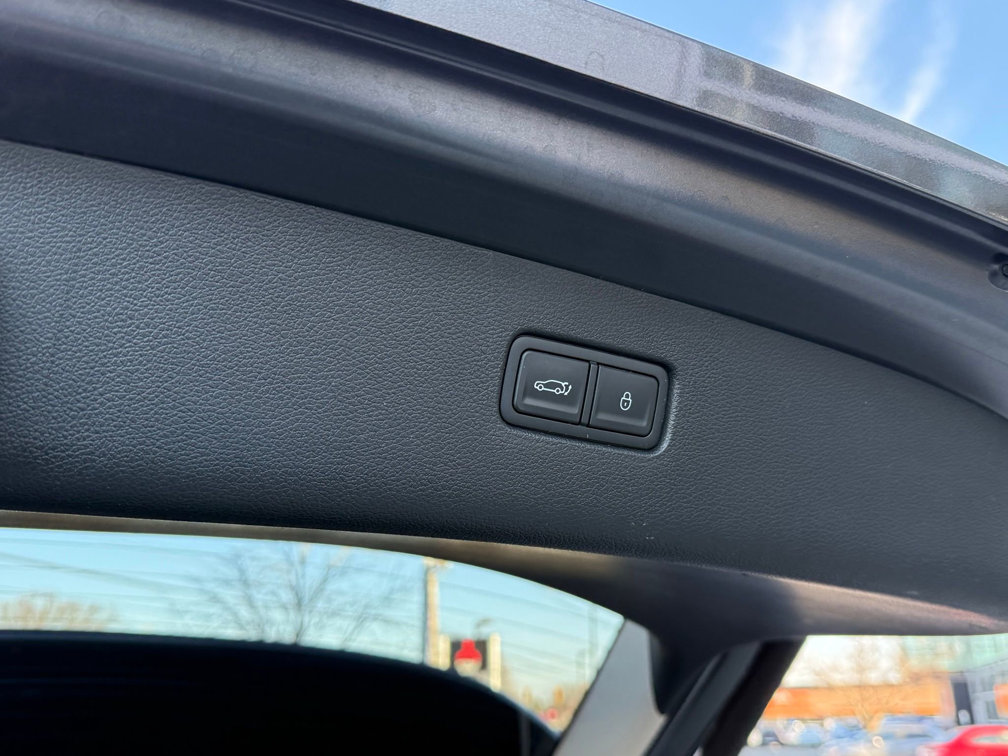 Used 2022 Genesis GV80 2.5T w/ Prestige Package 05 image 30