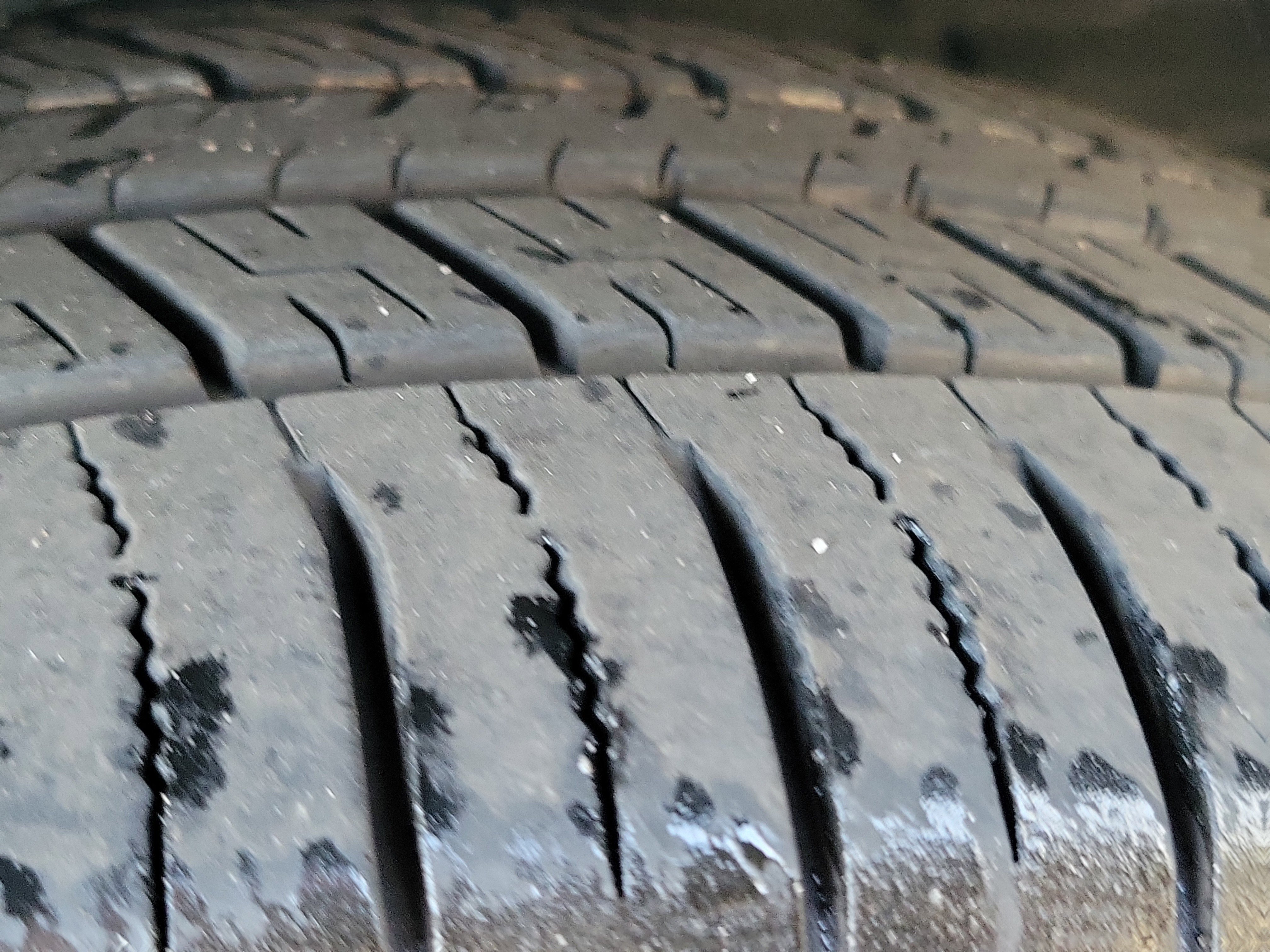 Used 2020 Ford Explorer XLT image 27