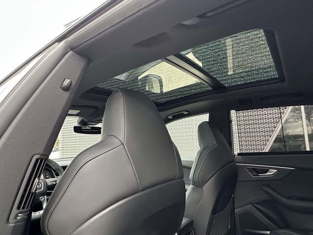 New 2026 Audi SQ8 Premium Plus image 7