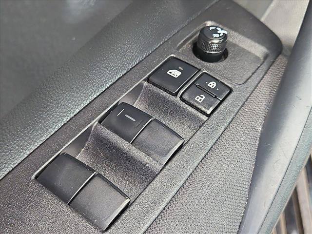 Used 2026 Toyota Corolla LE FWD image 11