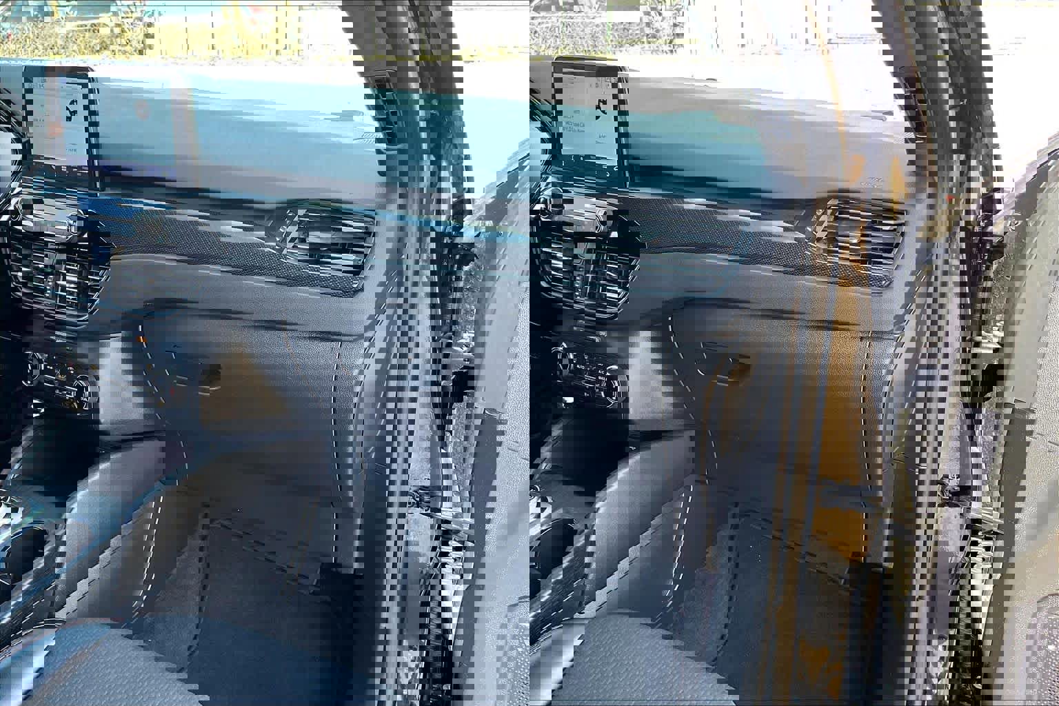 Used 2024 Ford Escape ST-Line image 37