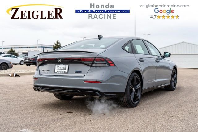 Used 2025 Honda Accord Sport image 7
