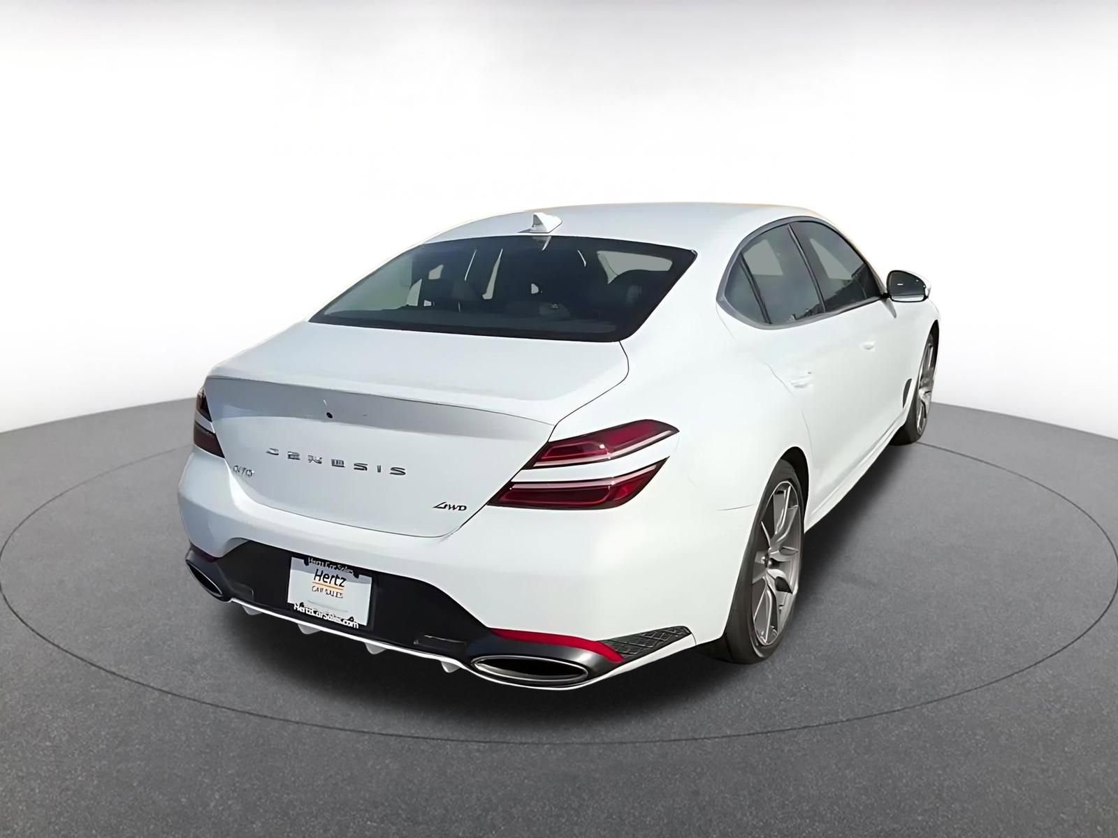 Used 2025 Genesis G70 2.5T image 14