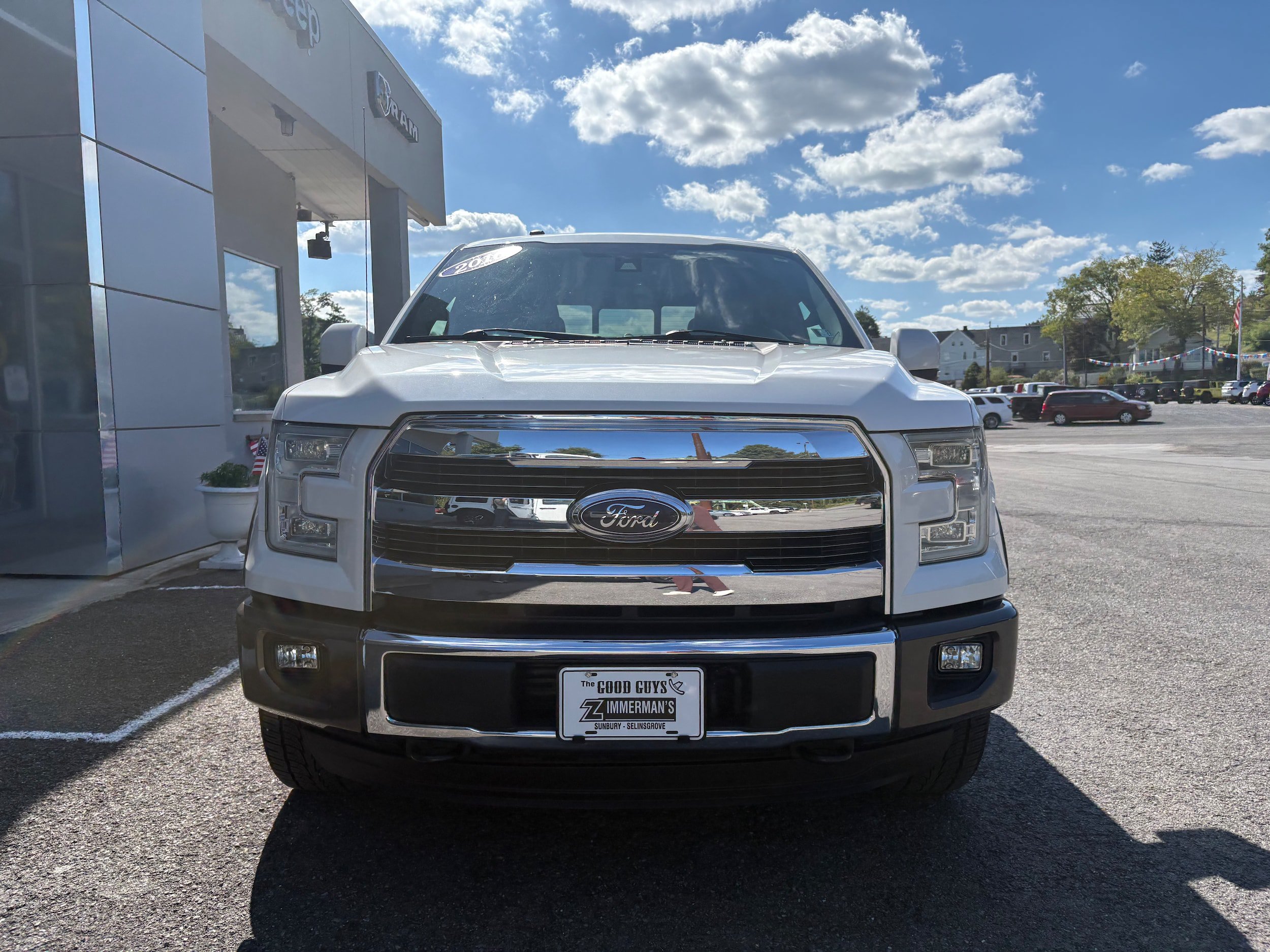 Used 2016 Ford F150 King Ranch w/ Equipment Group 601A Luxury AWD/4WD image 4