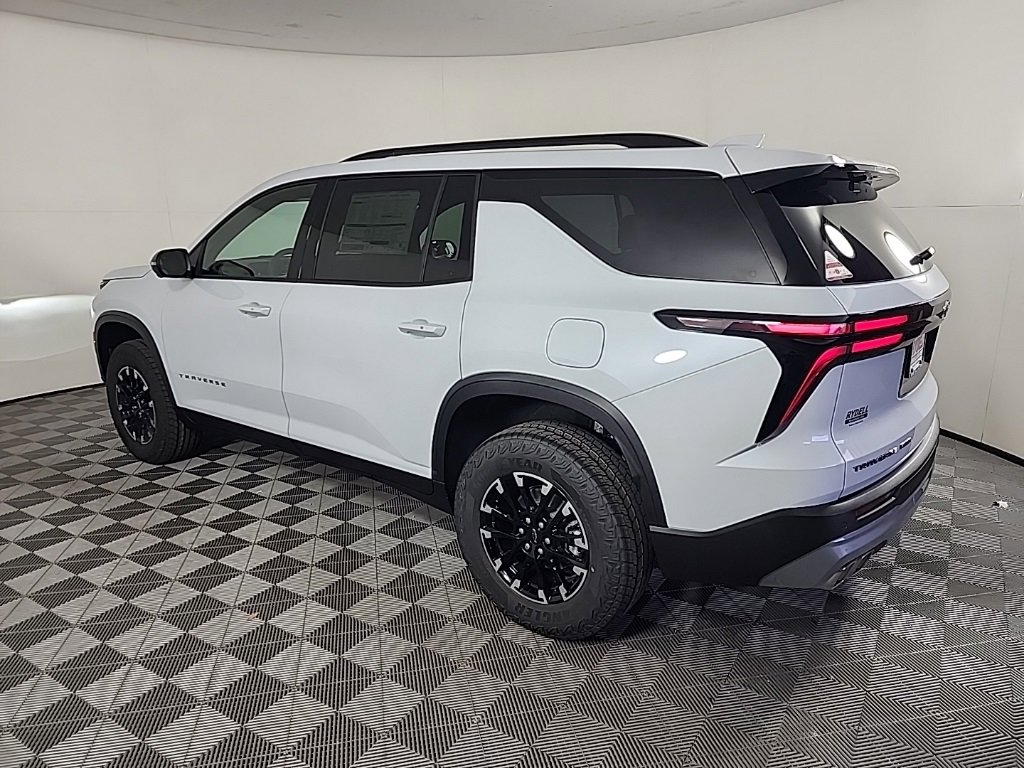 New 2026 Chevrolet Traverse Z71 w/ Driver Confidence Package image 7